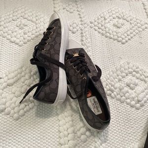 Stylish Coach low tops .Limited edition